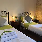 Mandorla Amara 4*