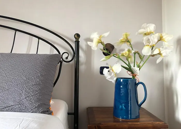 Mandorla Amara Bed & Breakfast