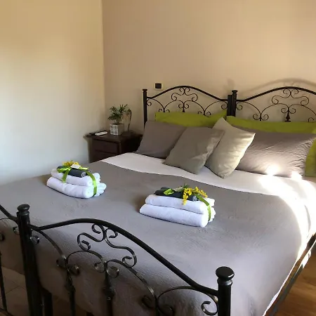Mandorla Amara Bed & Breakfast 4*