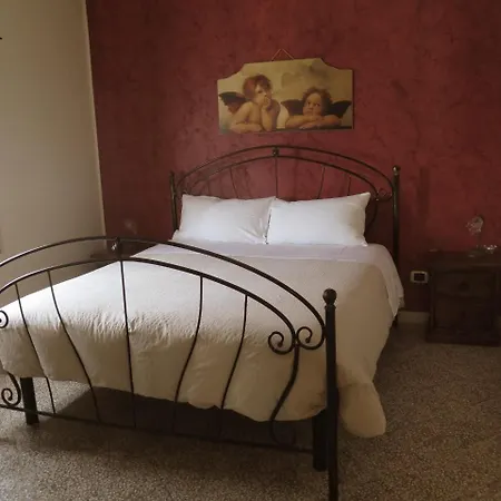 Mandorla Amara 4*