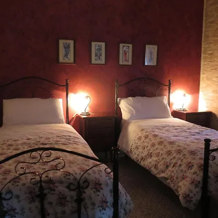 Mandorla Amara Panzió 4*