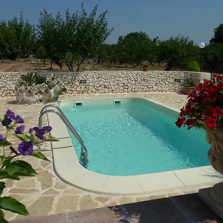 Mandorla Amara Bed & Breakfast 4*