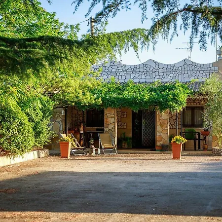 Mandorla Amara 4*